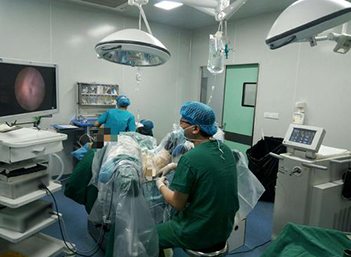 Endoscopic Holmium SuperPulse Laser 100W